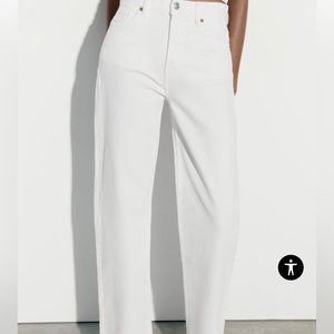White high waisted barrel jeans new w/o tags